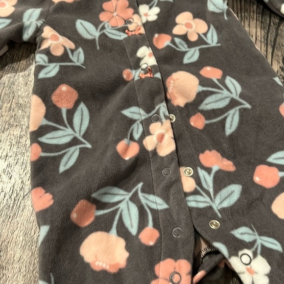 Carters 6 months girls fleece warm pajamas footies new - Picture 4 of 6
